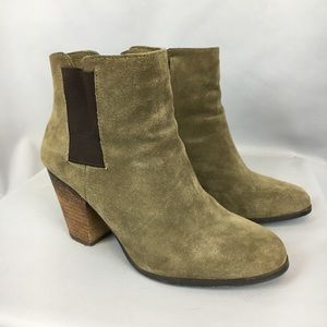 Sole Society Lylee Green Suede Ankle Booties